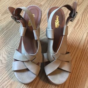 NWT Charlotte Russe nude wedges